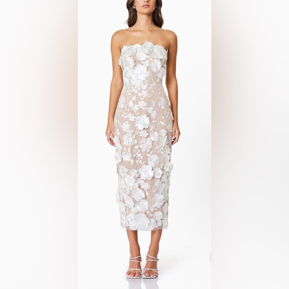 Elliatt Cream Floral Midi Dress